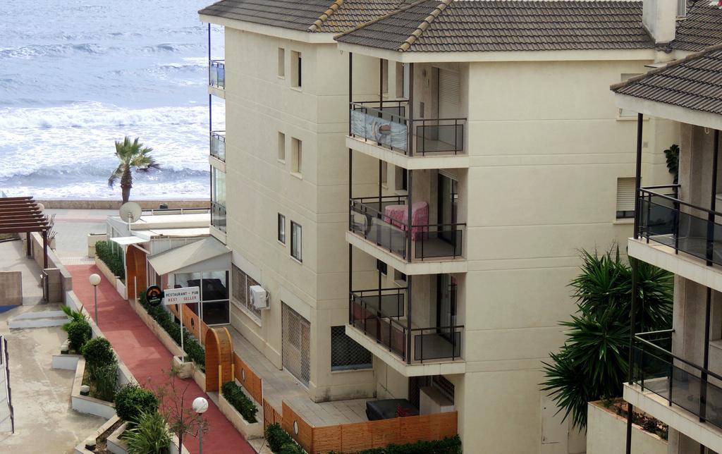 Apartamentos Turisticos Augustus Cambrils Exteriör bild